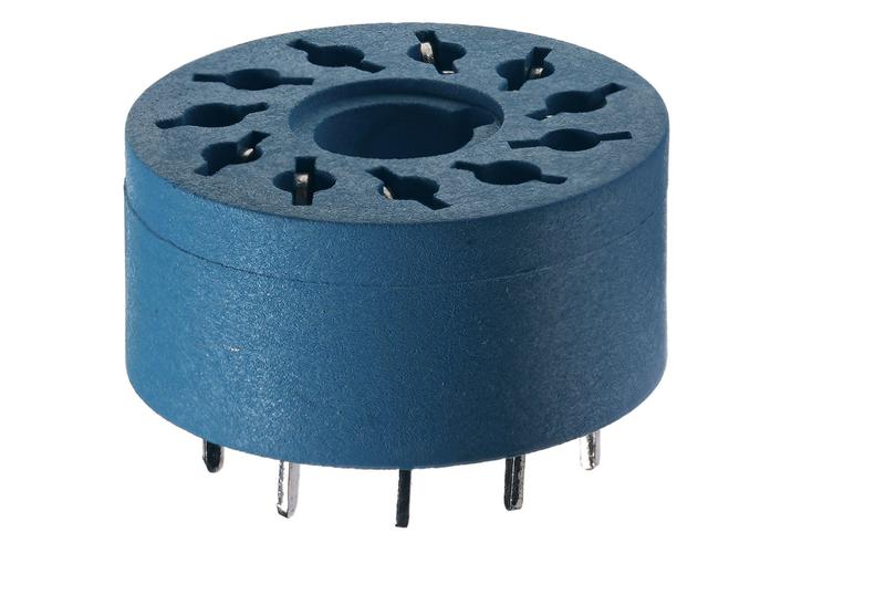 Розетка для монтажа на плате для реле 60.13 таймера 88.02 диаметр 19мм FINDER 90151