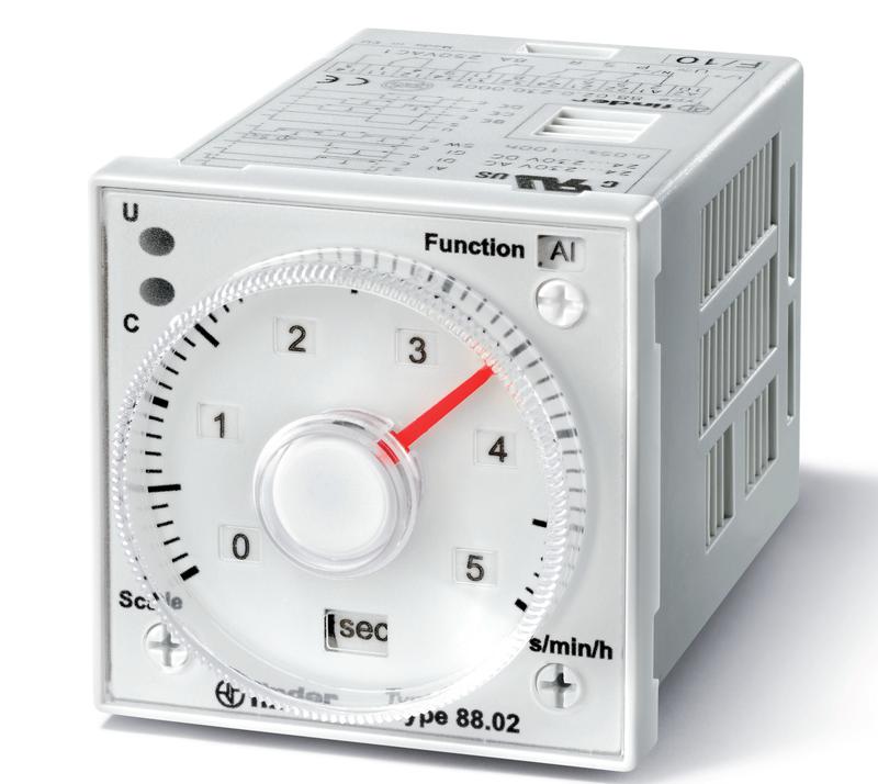 Таймер мультифункциональный (AI DI GI SW BE CE DE) функции SET RESET монтаж на панель или в розетку 11-штырьковый разъем 24…230В AC/DC 2CO 8А регулировка времени 0.05с…100ч IP40 FINDER 880202300002PAS