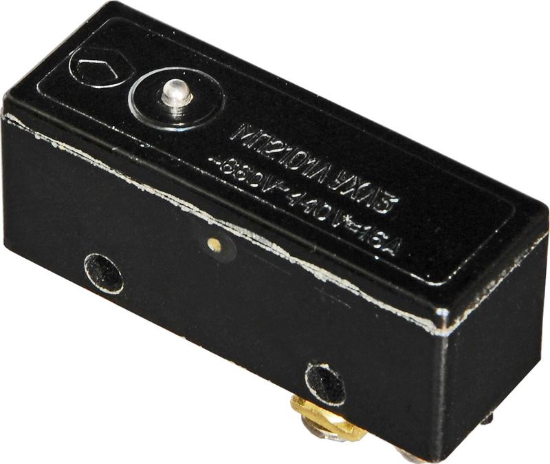 Микропереключатель МП-2101Л УХЛ3 исп.04 1А(УПП) 1з+1р 16А IP00 толкатель способ крепления-базовый способ монтажа проводников-пайкой Реле и Автоматика A8020-34128767