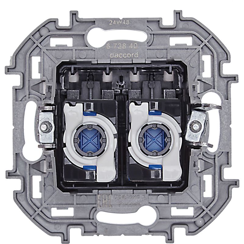 Розетка компьютерная 2-м Inspiria RJ45 кат.6 UTP механизм бел. IEK 673840