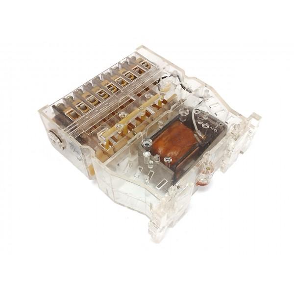 Реле промежуточное ПЭ-37-80 380В 50Гц 6А 8з+0р У3 A8013-77950623