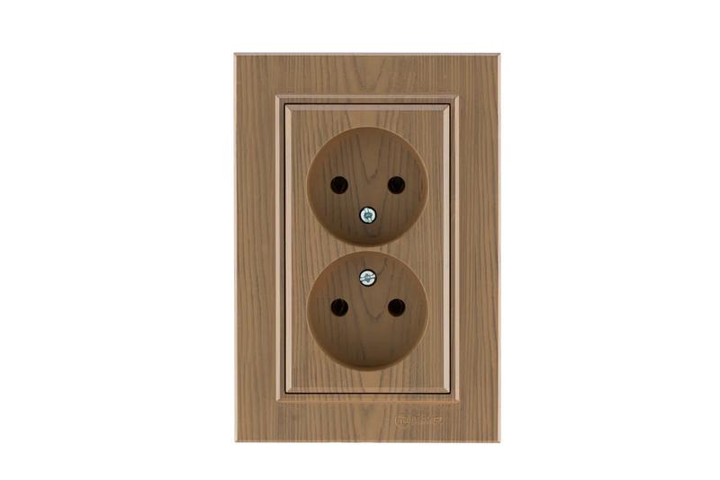Розетка 2-м СП Karea 10А IP20 б/з дуб Makel 56101017