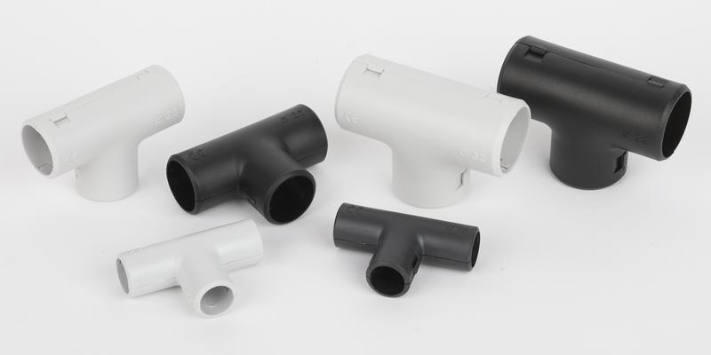 Тройник соединительный для трубы 25мм разъемный черн. Ruvinil Т01225Ч