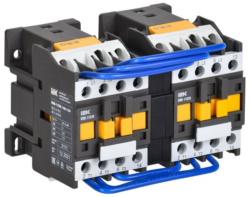 Контактор КМИ-11230 реверс 12А 400В/АС3 2НО KARAT IEK KKM13-012-400-20-1
