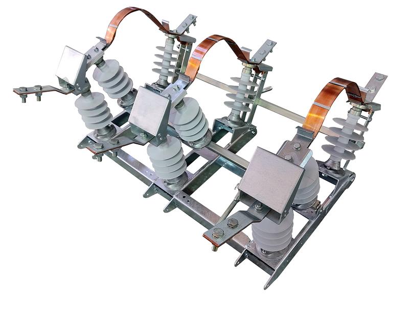 Разъединитель РЛК-10-IV/630 УХЛ1 с приводом ПР-00-7 УХЛ1 с КМЧ (6200) НИЛЕД 15500552
