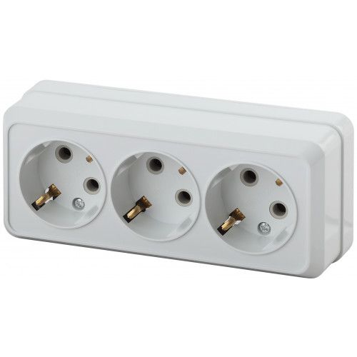 Розетка 3-м ОП Quadro 2-206-01 16А IP20 250В 3х2P+E бел. Intro Б0053819