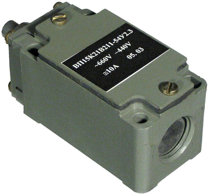 Выключатель путевой ВП-15К21В211-54У2.3 1НО+1НЗ 10А IP54 толкатель полумгновенного действия A8014-80085145