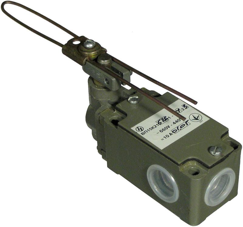 Выключатель путевой ВП-15К21В261-54У2.3 1НО+1НЗ 10А IP54 рычаг регулир. по длине полумгновенного действия A8014-80085305