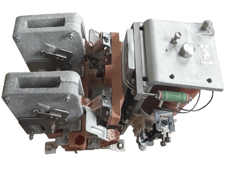 Контактор КТПВ-624 220В DC передн. присоед. повторно-кратковремен. режим работы ЧЭАЗ A8119-80081215