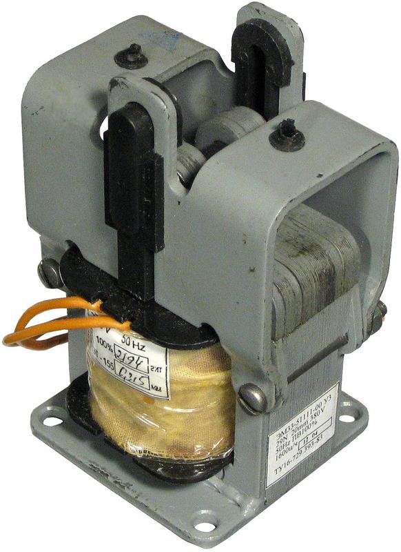 Электромагнит ЭМ33-51111 220В 50Гц тянущее исполнение ПВ=100% 40% У3 A8014-80097520