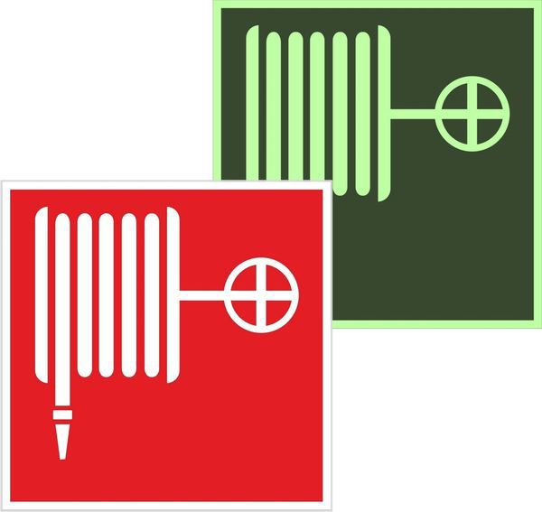 Знак F 02 "Пожарный кран" 200х200мм пластик с покрытием фотолюминесцентным EKF pn-f-02-f