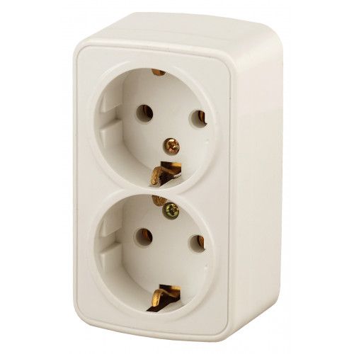 Розетка 2-м ОП Polo 3-204-02 2х2P+E Schuko 16А 250В IP20 с заземл. слон. кость Intro Б0053574