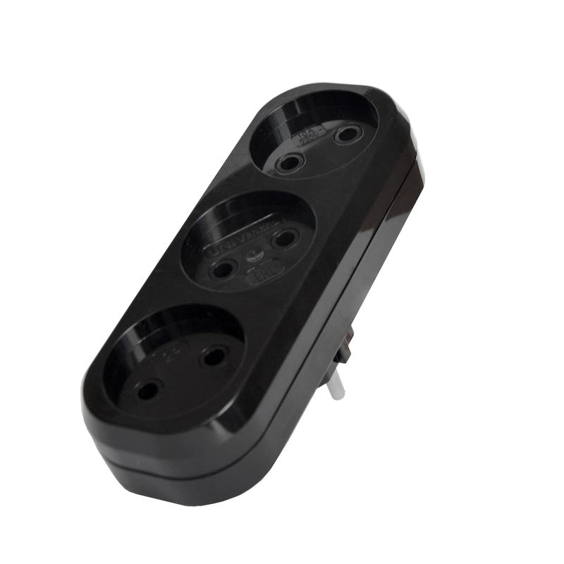 Разветвитель 3-м без заземл. 10А плоский черн. UNIVersal 1934