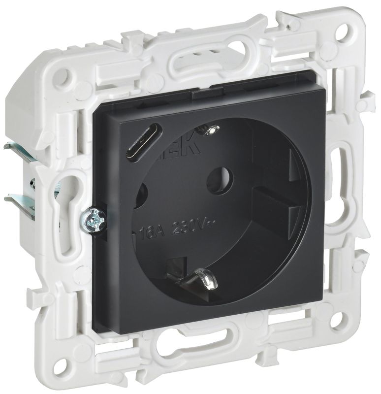 Розетка SKANDY 18Вт 16А с заземл. защ. шторки с USB C SK-R17Bl черн. IEK SK-R14-16-U14-018-K02