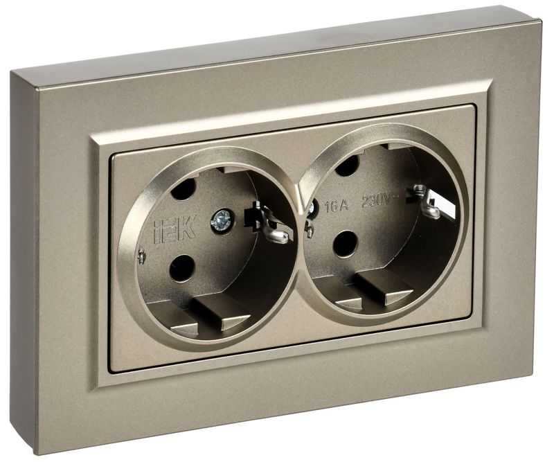Розетка 2-м СП BRITE РСПл12-3-БрШ 16А в сборе с заземл. без защ. шторок плоская шампань IEK BR-R27-16-K37-F