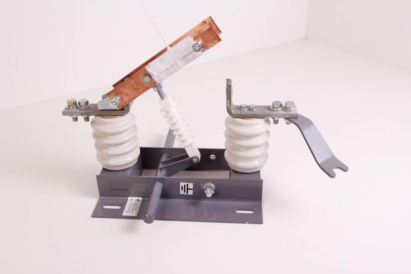 Разъединитель РЛВОМ -10/1000 I УХЛ2 Электрофарфор 00002673