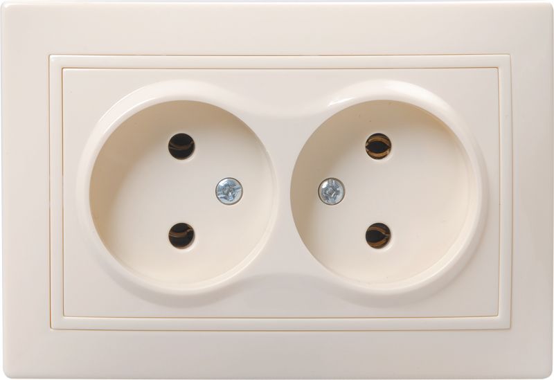 Розетка 2-м СП Кварта 10А IP20 без заземл. без защ. шторок крем. GENERICA ERK23-K33-10-DM