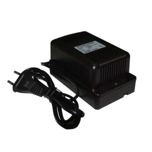 Источник стабилизированного питания АТ-12/30 (12В стабилизированный ток 3А круглосут./3.5А макс.) AccordTec 255457