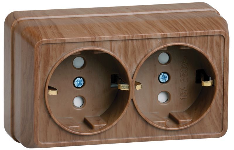 Розетка 2-м ОП Октава РСш22-3-ОД 16А IP20 с заземл. защ. шторки дуб GENERICA ERO24-K04-16-DC
