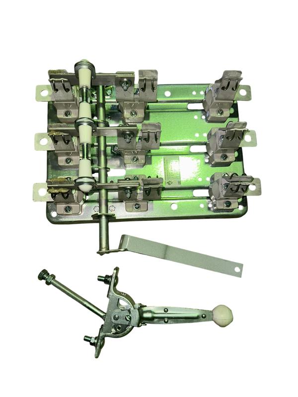 Рубильник РПС-4 (РПС-34) 400А (правый с ПРБ-0.4) Электрофарфор ЦБ-00003403