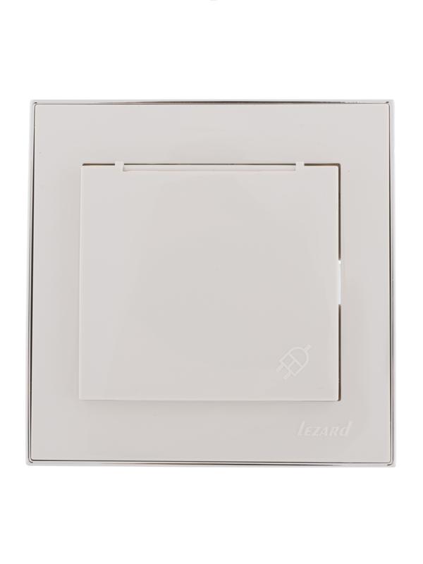 Розетка 1-м СП Rain с заземл. с защ. крышкой керамика с хром. боковой вставкой бел. LEZARD 703-0225-123