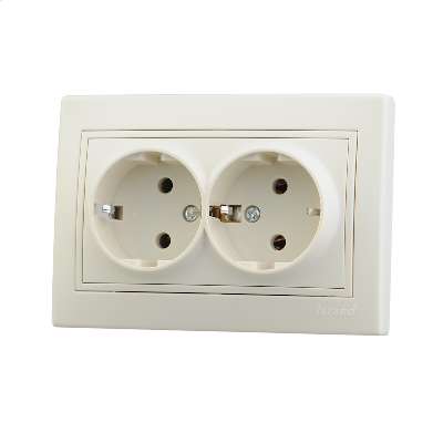 Розетка 2-м СП Mira с заземл. бакелит с крем. вставкой крем. LEZARD 701-0303-127B