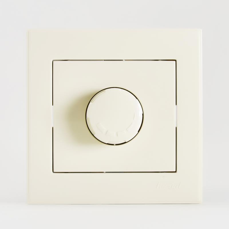 Светорегулятор СП 500Вт Rain крем. LEZARD 703-0303-116