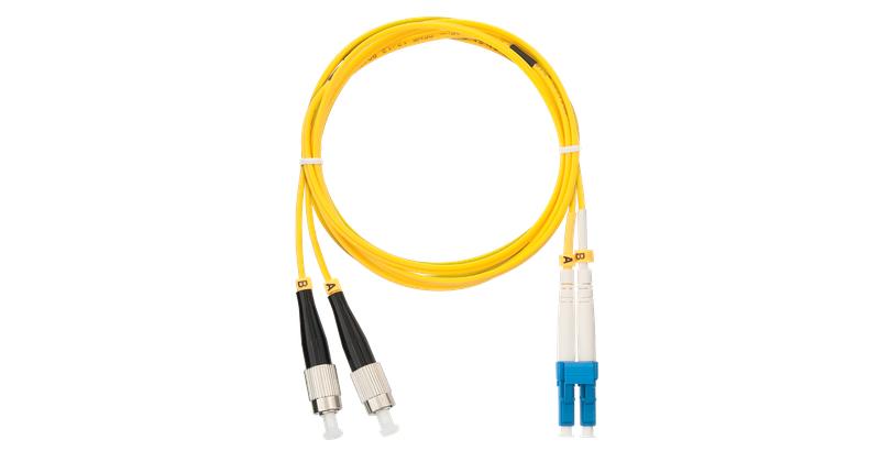 Шнур волоконно-оптический переходной одномод. 9/125мкм стандарта OS2 FC/UPC-LC/UPC двойн. LSZH нг(A)-HFLTx 2мм желт. 3м NIKOMAX NMF-PC2S2C2-FCU-LCU-003