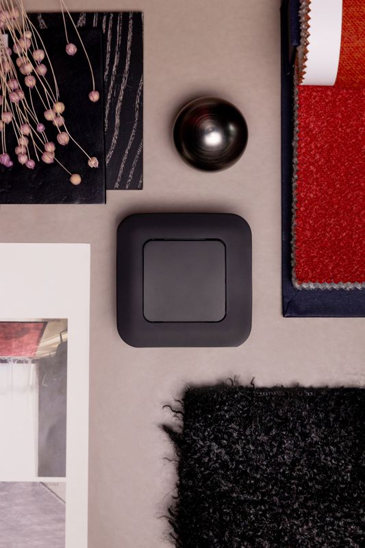 Выключатель проходной 1-кл. СП FLITE ВС61-1-0-ФлЧ 10А механизм черн. IEK FI-V12-0-10-1-K02