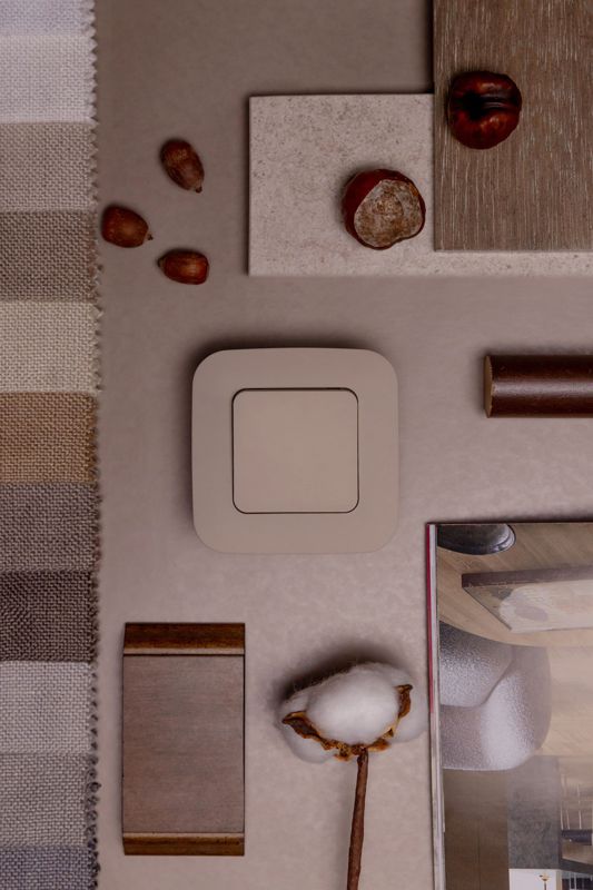 Выключатель проходной 1-кл. СП FLITE ВС61-1-0-ФлЛ 10А механизм льняной IEK FI-V12-0-10-1-K88