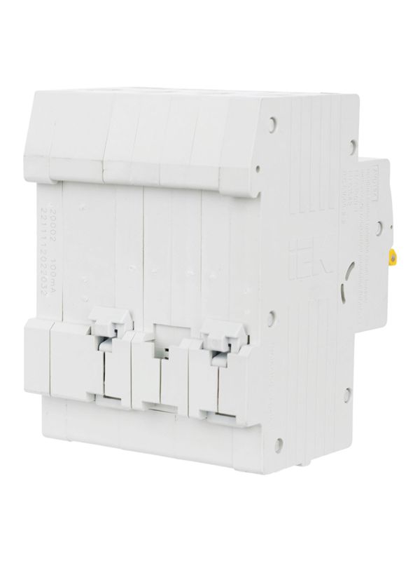 Выключатель автоматический дифференциального тока 4п (3P+N) C 32А 100мА тип A 6кА АВДТ-34 KARAT IEK MAD22-6-032-C-100